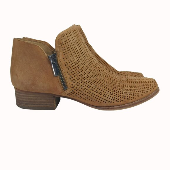 Vince Camuto Womens Camilla Perforated Leather Ankle Boots 9.5M/39.5 - Picture 8 of 8